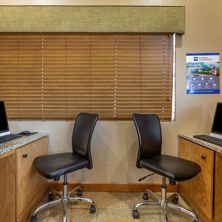 Best Western Canyon De Chelly Inn Чинли Екстериор снимка