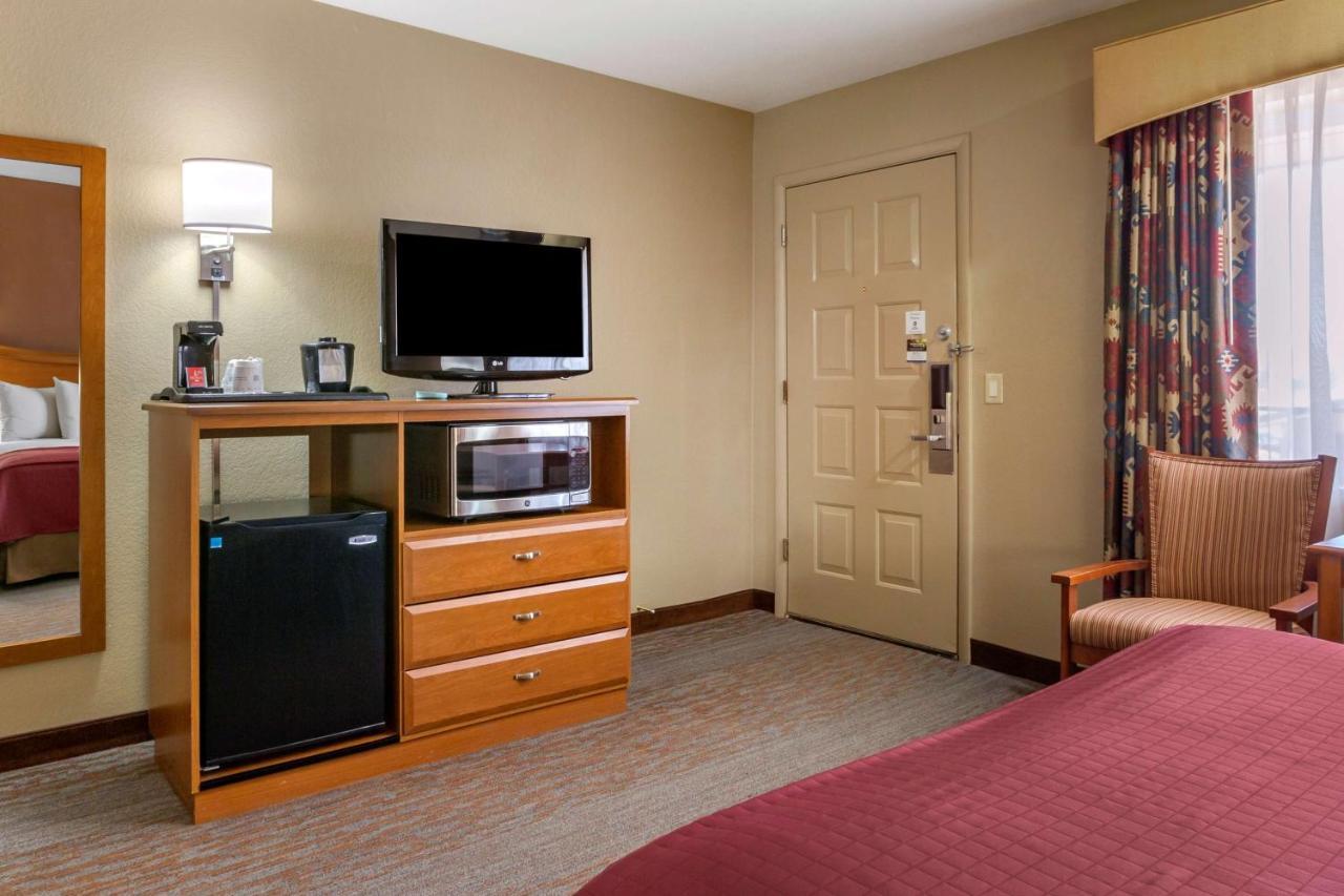 Best Western Canyon De Chelly Inn Чинли Екстериор снимка