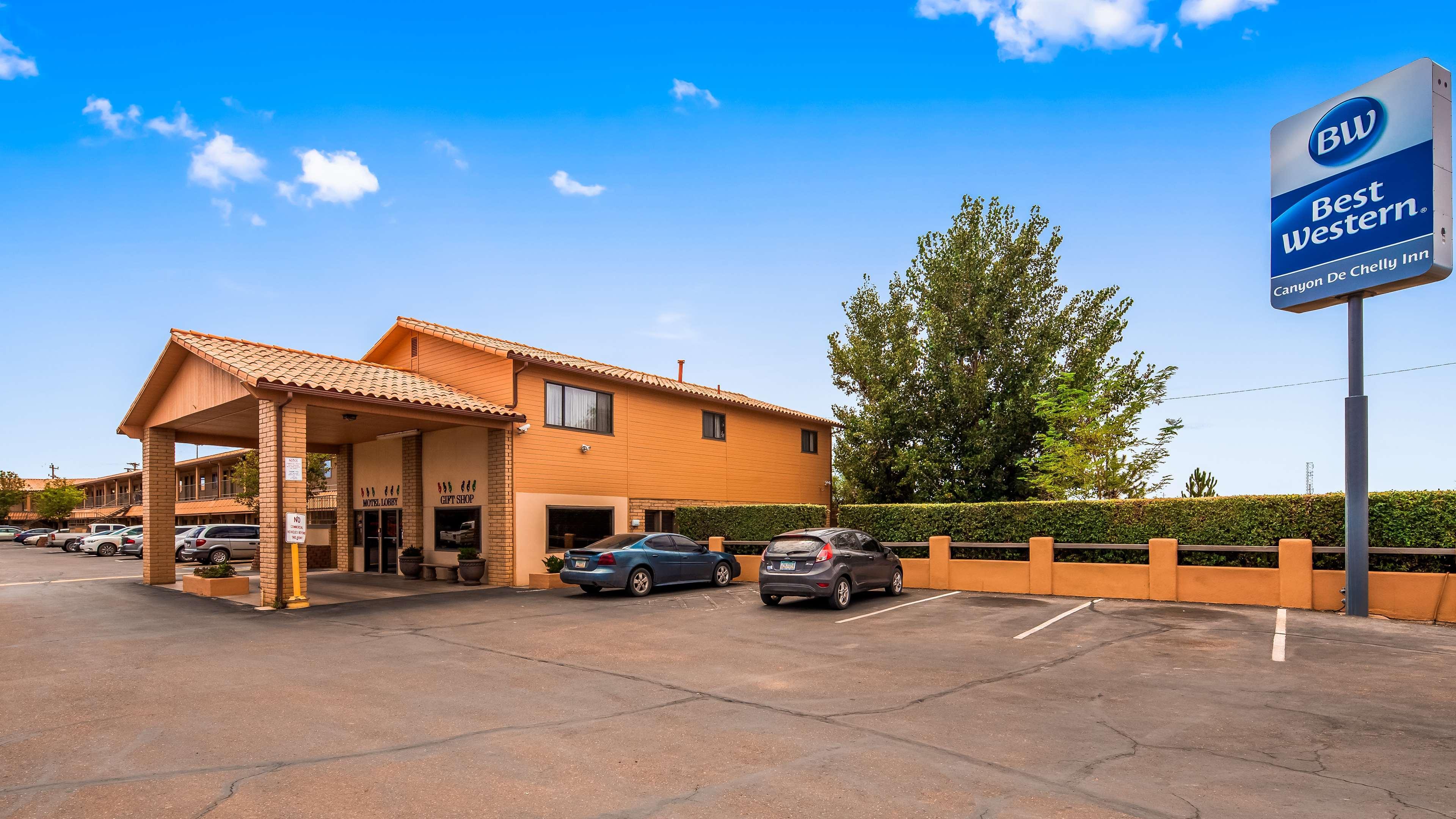 Best Western Canyon De Chelly Inn Чинли Екстериор снимка